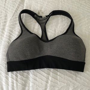 lululemon sports bra size 4